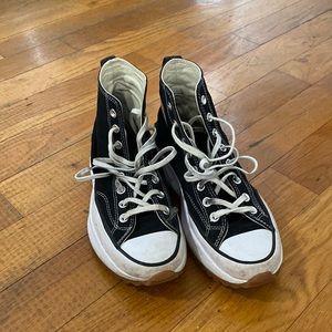 Converse Run Star Hike